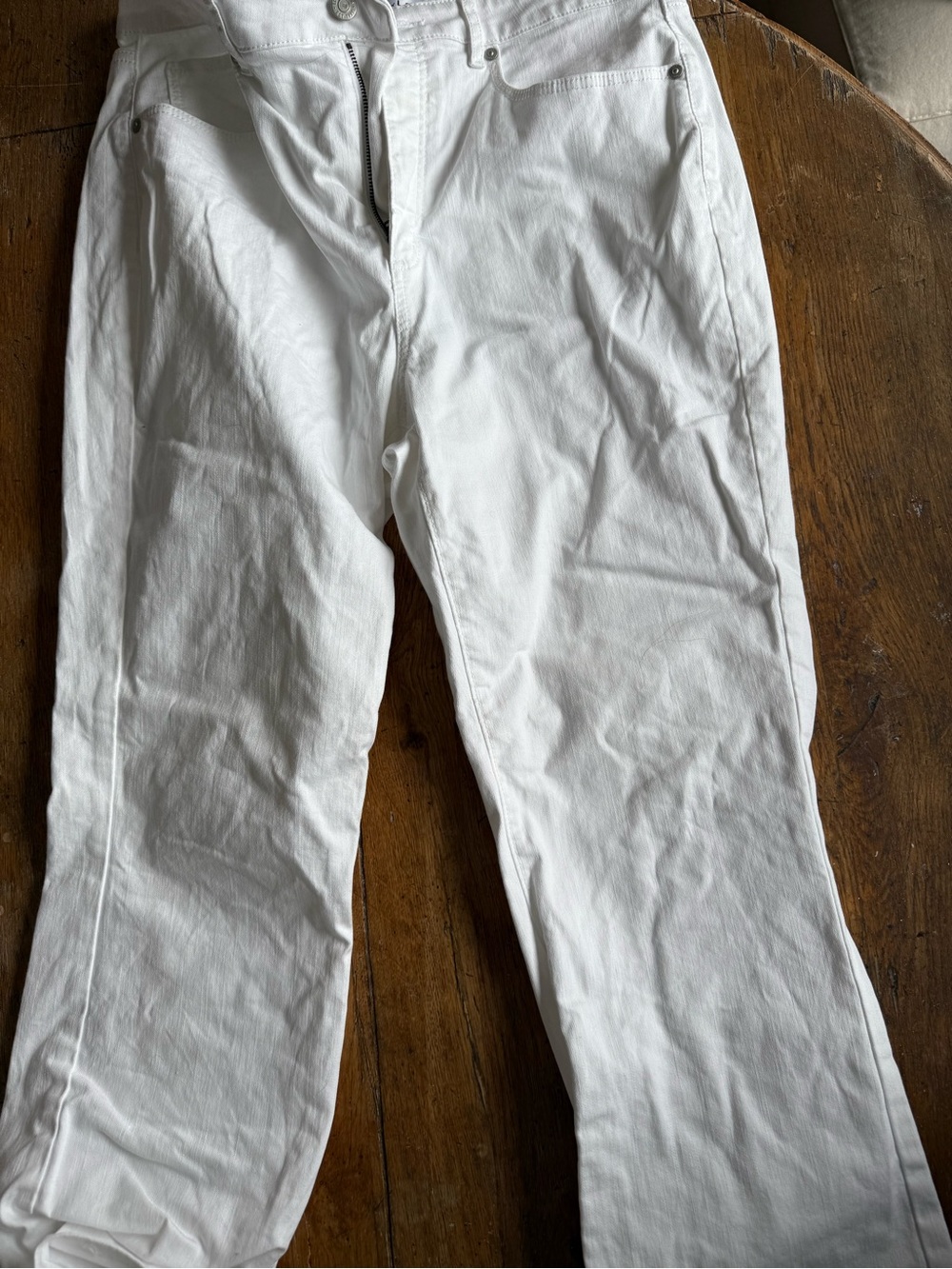 LOFT White woman's Chinos